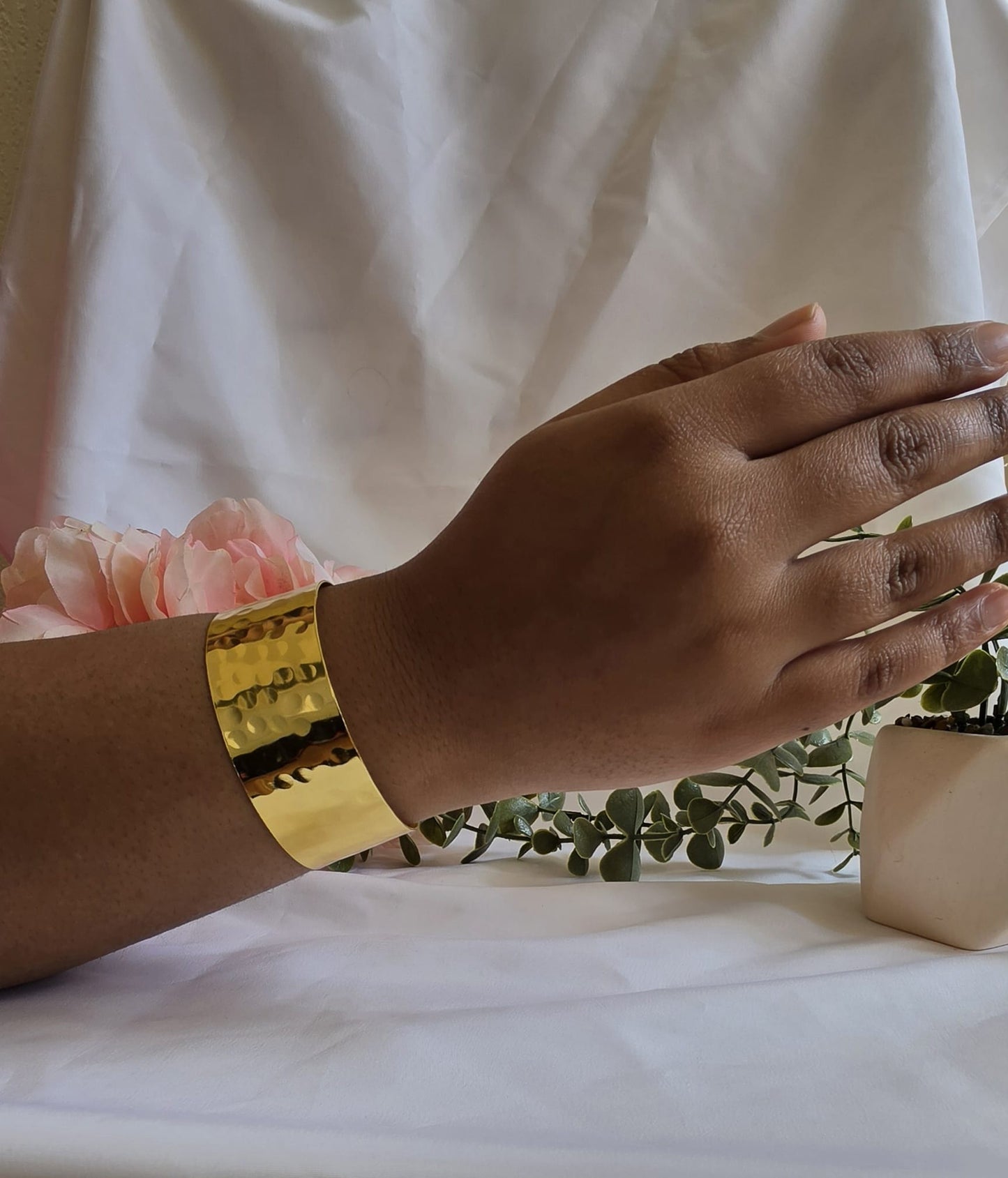 Tez Hammered Indian Brass Cuff – Hand-Finished Wide Statement Bangle