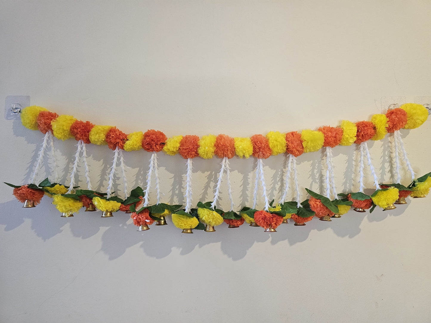Floral bandanwar with mango leafs