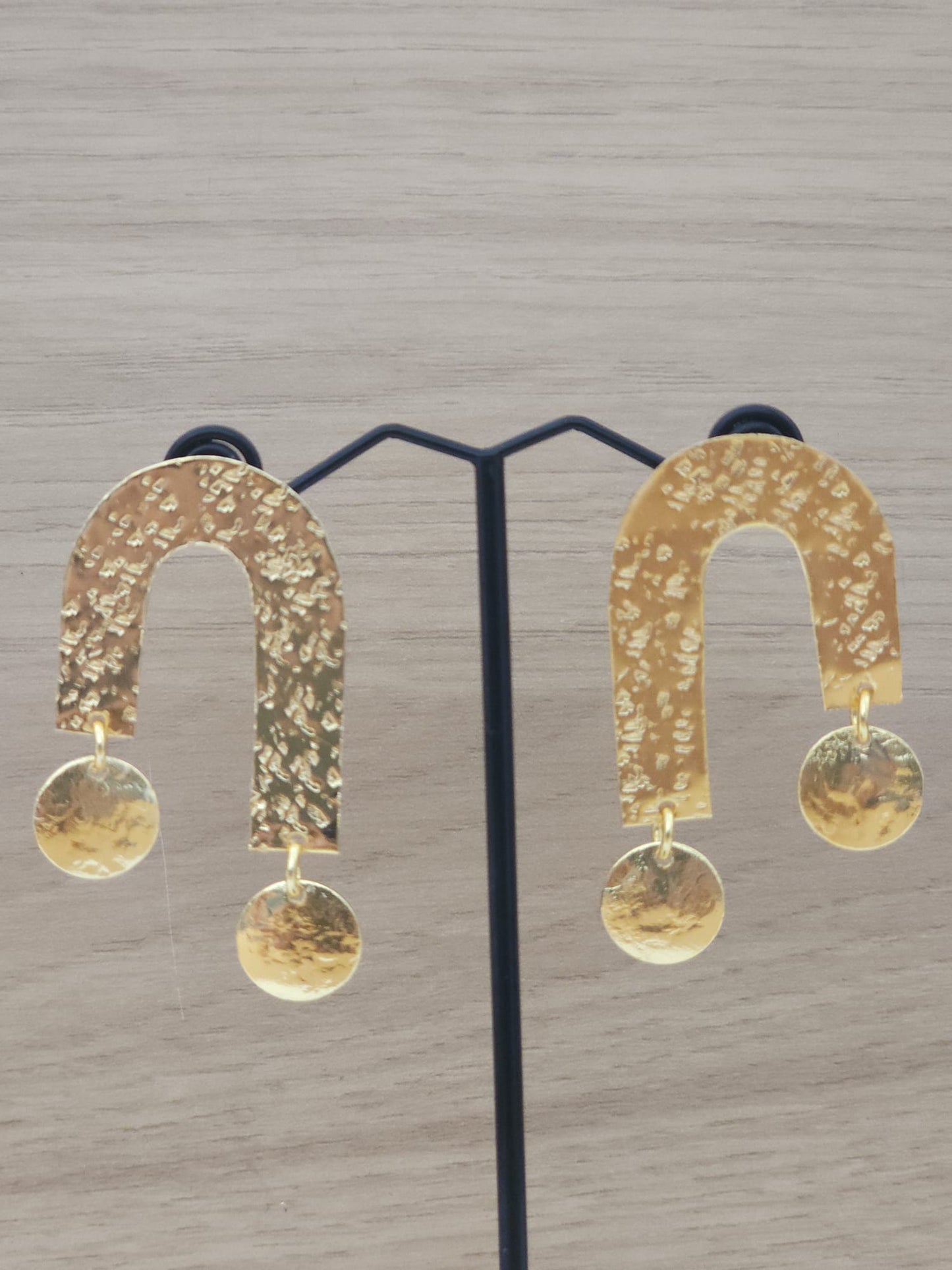 Maya Hammered Arch Earrings – Hand-Finished Brass Geometric Danglers