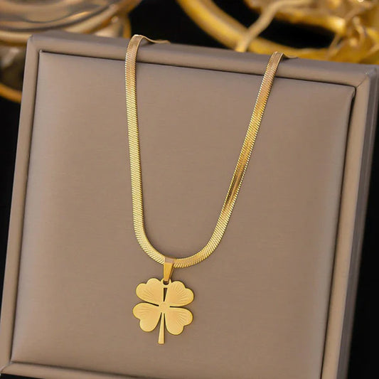Waterproof Four-Leaf Clover Pendant Necklace & Earrings Set | Anti-Tarnish Gold Stainless Steel | Simply Sajavat Manchester