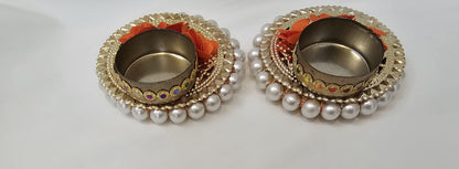 Pearl tea light candle holder