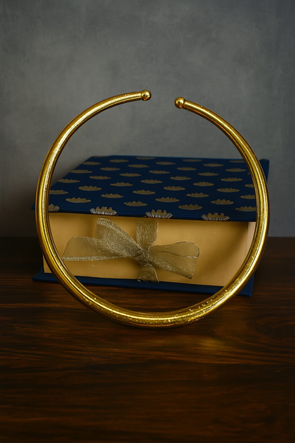 Minimalist Open Hasli Choker | Classic Smooth Gold & Etched Silver Collar | Simply Sajavat Manchester